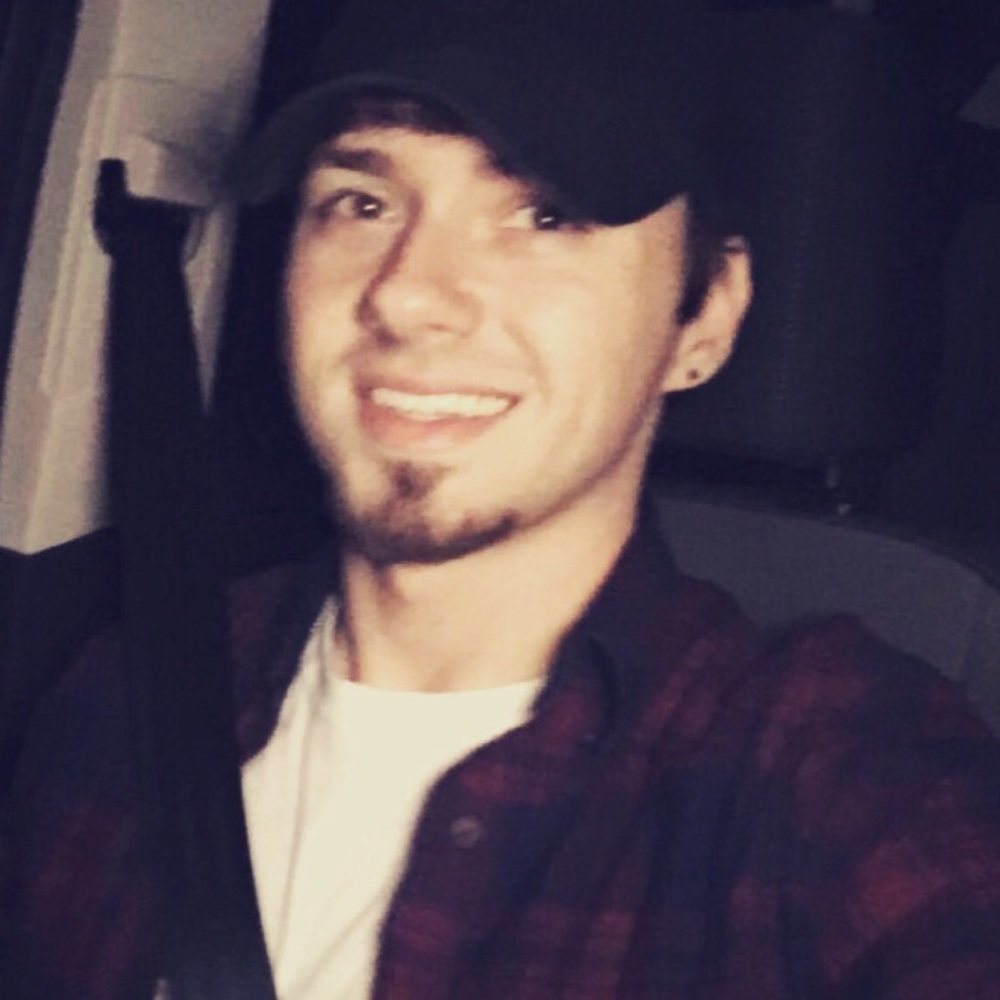 Meet your Posher, Logan